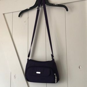 Bagggallini pretty purple purse!